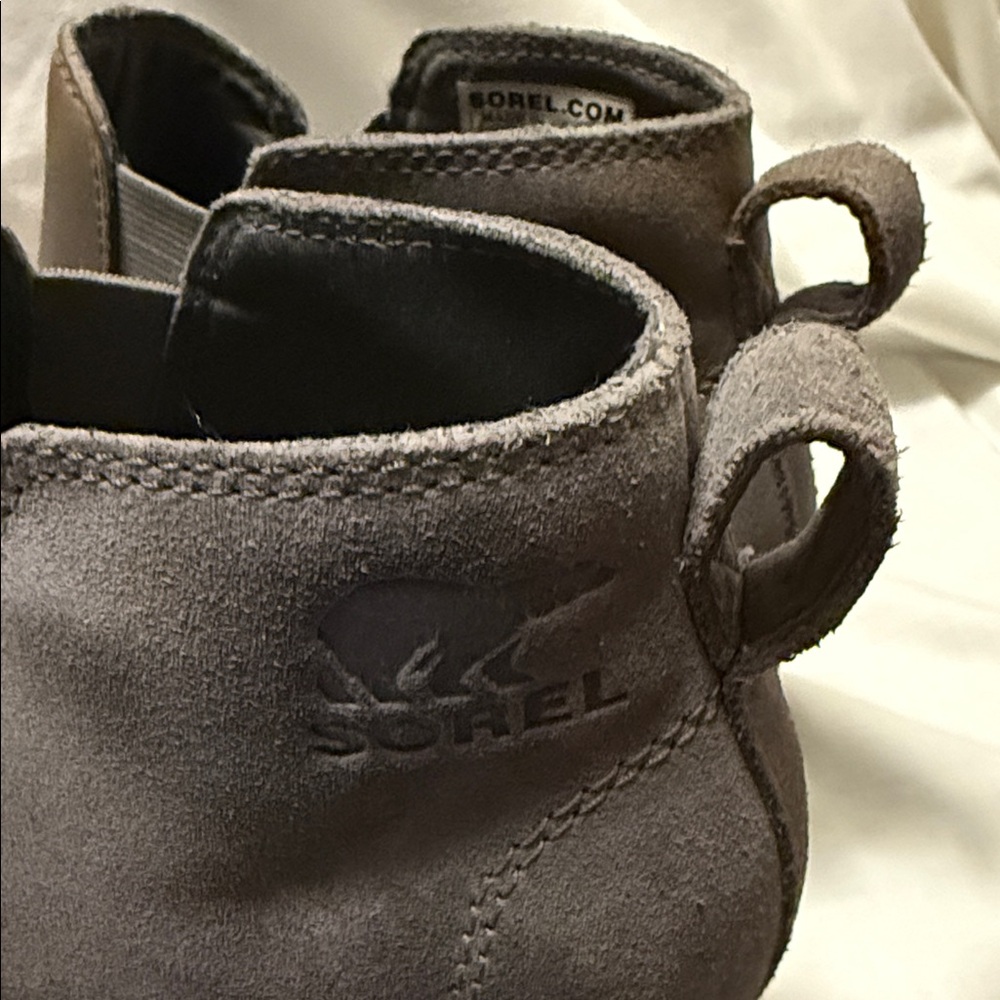 Sorel Gray Winter Boots - Picture 6 of 12
